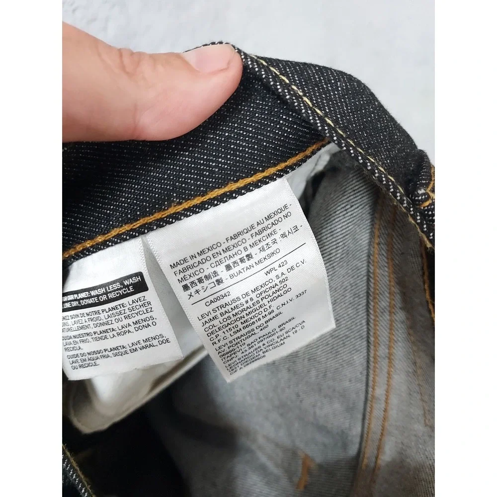 Levis 501 Jeans Men 32x32 Straight Leg Button Fly Dark Wash Black Denim Original